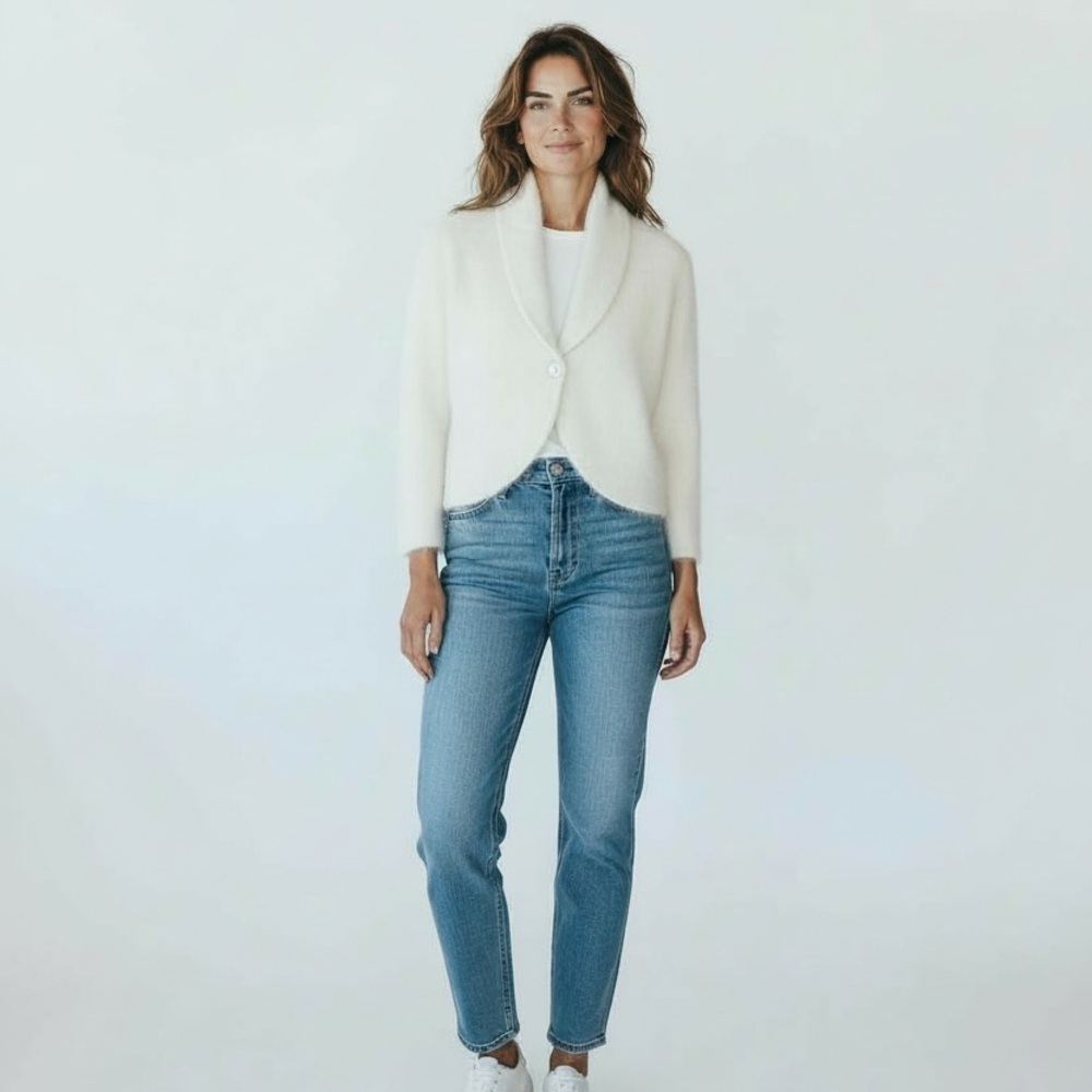 Hearts of Palm‎ Angora Blend Cropped Cardigan Sweater – Ivory – Size M